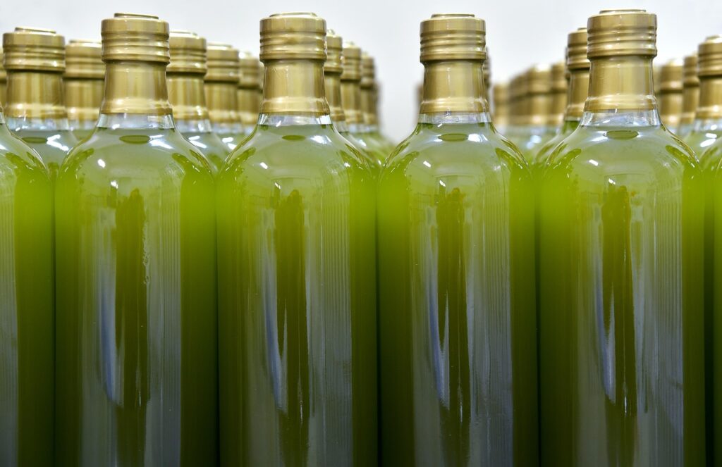 bottles, olive oil, oil, food, healthy, kitchen, meal, yummy, glass, green, fresh, filled, nourishment, italian, mediterranean, unfiltered, olive oil, olive oil, olive oil, olive oil, olive oil